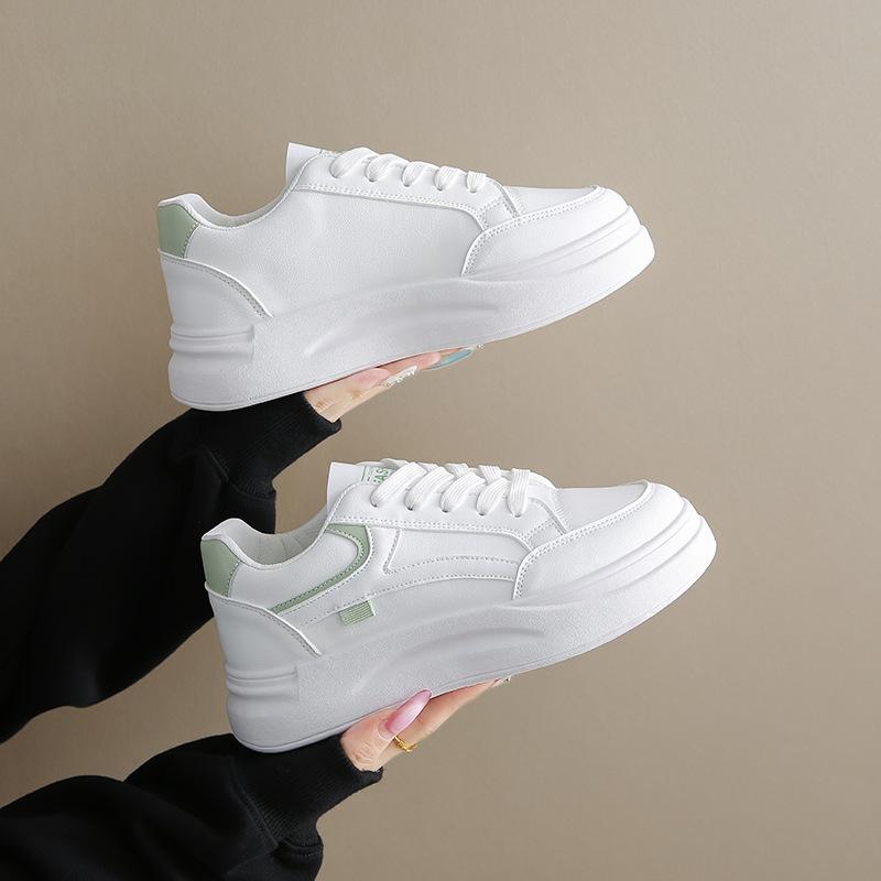 Spring new ins soft-soled student sports and leisure shoes board shoes