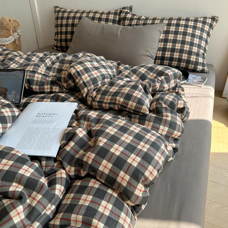 

Хлопок класса А для матерей и младенцев, 100% чистый хлопок, двухслойная пряжа, набор из 4 предметов, набор из 3 предметов для студенческого общежития, маленький свежий пододеяльник, простыня 1.2 m 3pc quilt 1.5*2m