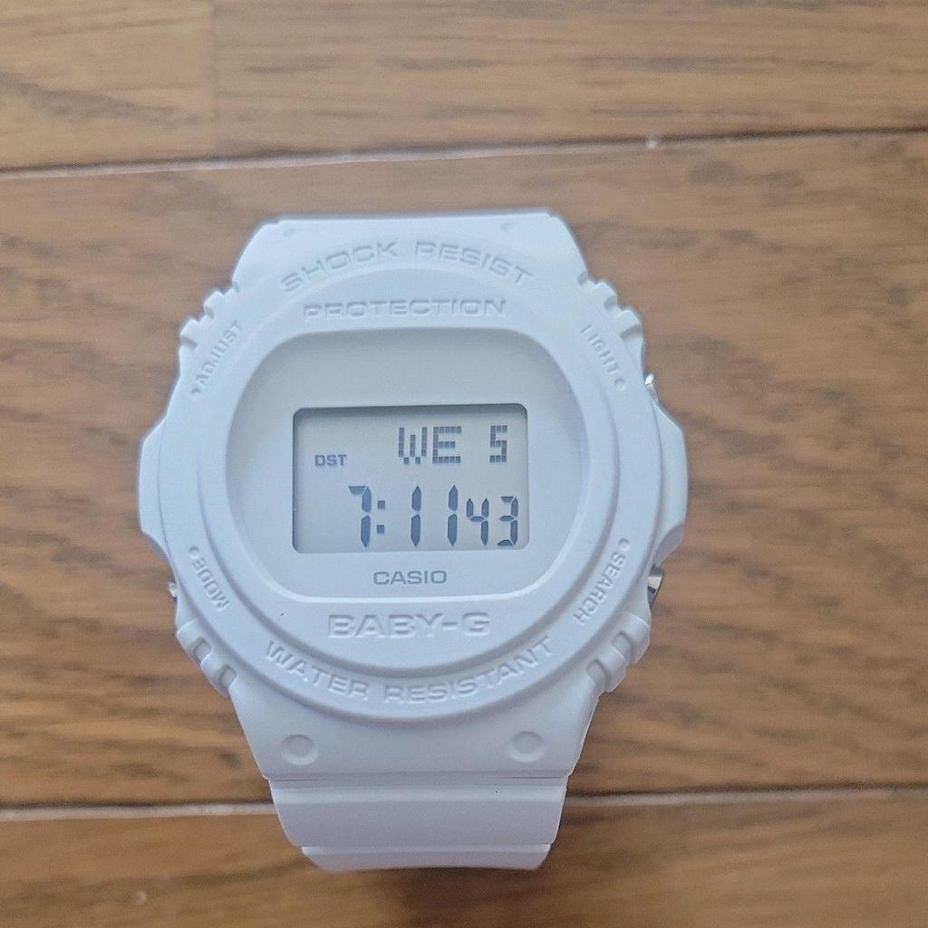 Used CASIO Baby-G BGD-570 White Digital Watch