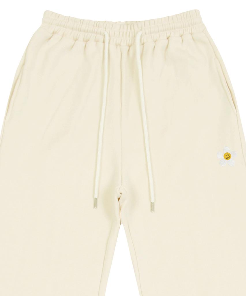 GRAVER [Unisex] Flower Dot Embroidered Sweat Jogger Pants_Cream