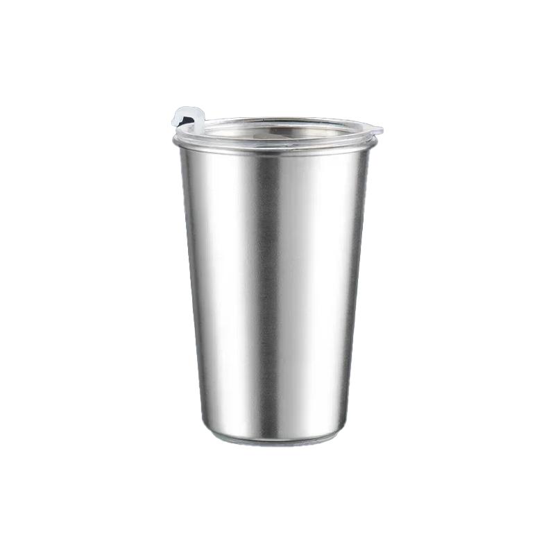 Isolierter Edelstahlbecher mit durchsichtigem Deckel und Metallstrohhalm, auslaufsicherer Reisebecher für den Innen- und Außenbereich