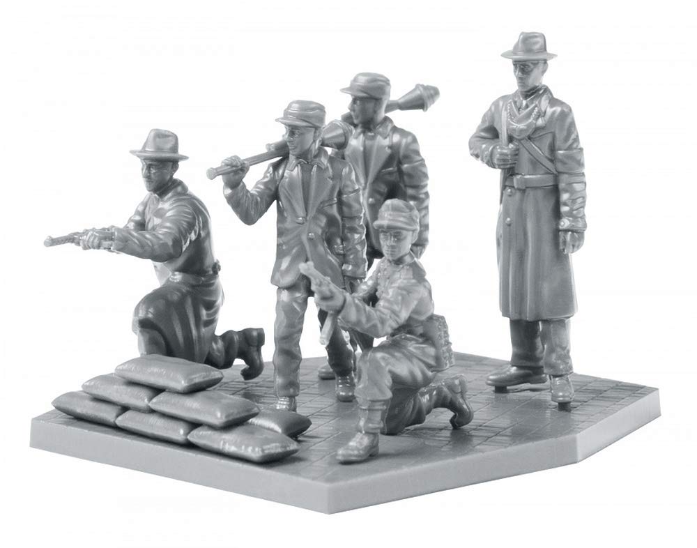 Zvezda German Volkssturm Berlin 1945 Plastic Model ZV6272 1/72