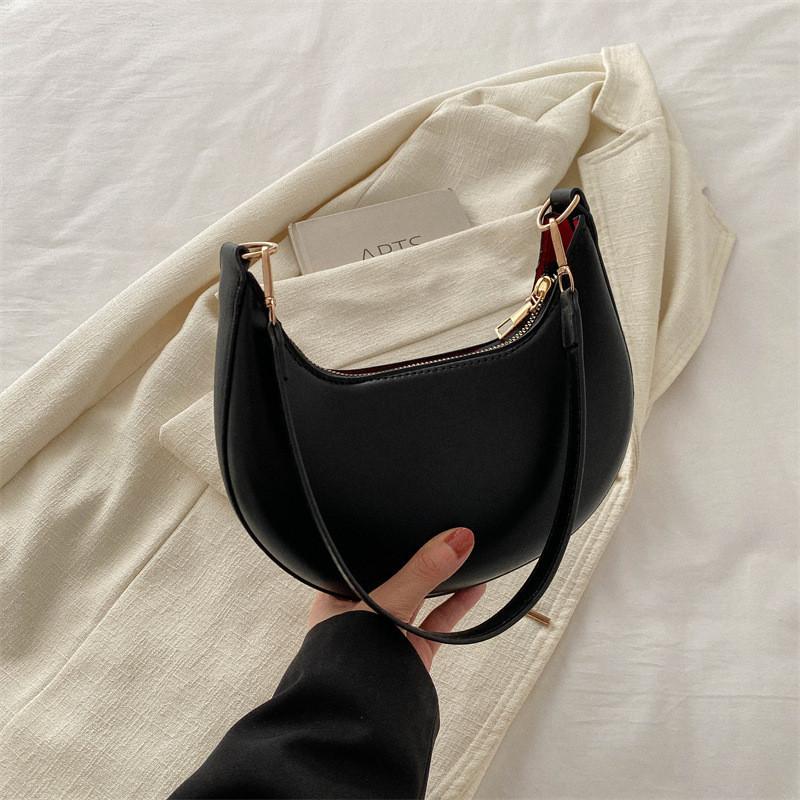 Stylish Street Fashion Pu Crescent Shoulder Bag Trendy Hobo Handbag For Women