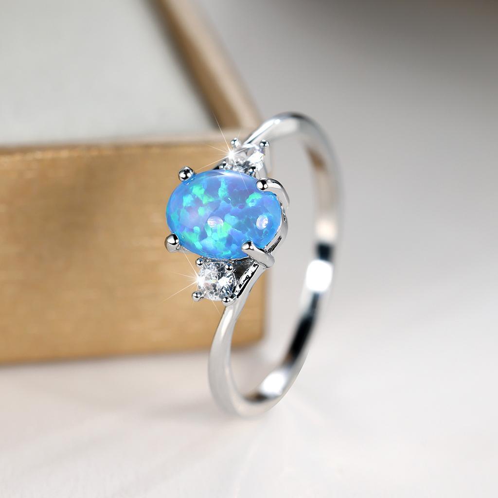 Explosive White K Four Claw Oval Pink Edged Ring with White Diamonds Fashionable and Versatile