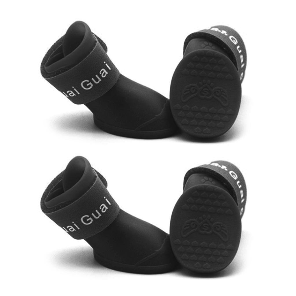4 Pièces Bottes de Pluie pour Chien Imperméables Chaussures pour Chiot Bottillons en Silicone avec Sangle Réglable Semelles Antidérapantes Chaussures d'Extérieur pour Animaux de Compagnie