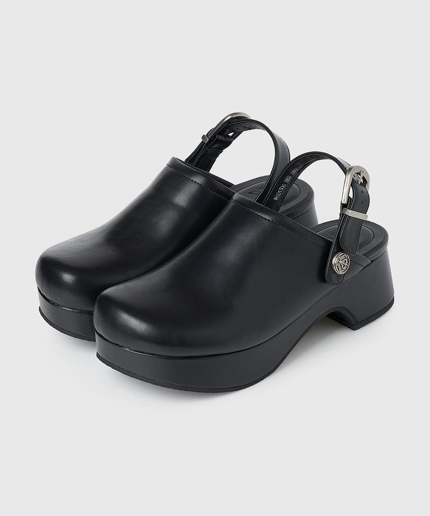 Kissa Roundy Buckle Clogs Black M601306