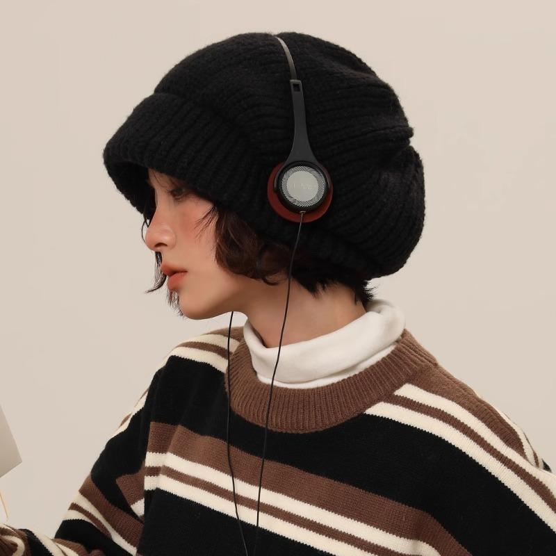 Hat Women's Autumn and Winter Wool Hat Thickened Warm Ear Protector Cold Hat Solid Color Versatile Face Small Knitted Stacking Hat