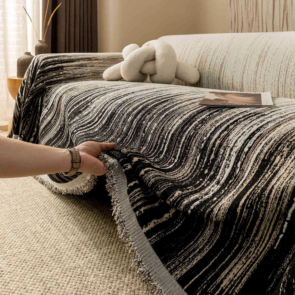 New Anti-Cat Scratch Sofa Towel, Four-Season Universal Sofa Cover, Full Cover Sofa Cover, Dust-Proof Sofa Blanket Pad