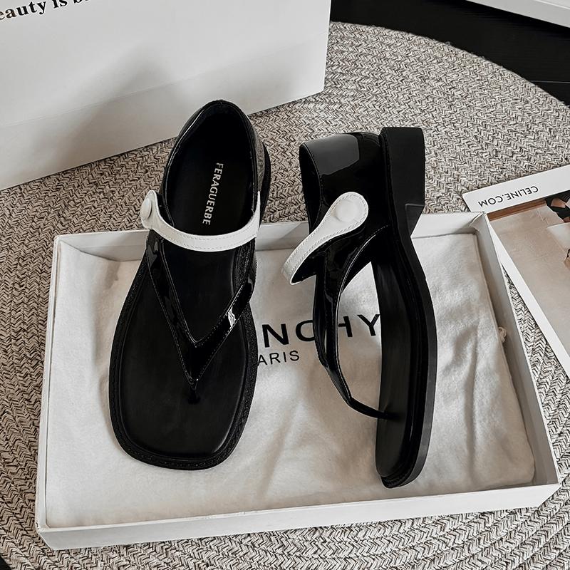 Fashion Black Women's Beach Shoes Thick Sole Soft PU Leather Platform Flat Sandals for Lady 2025 Summer Casual Light Footwear