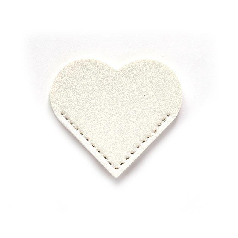Creative ins style minimalist leather love bookmark pu portable heart-shaped book page clip bookmark student Home decorations