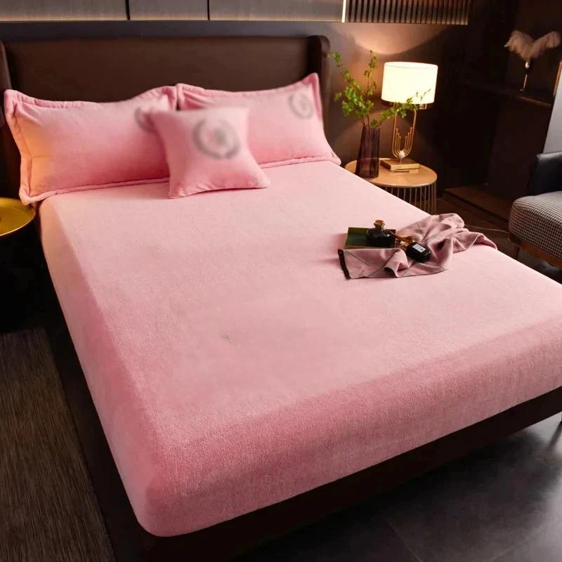 Solid Color Velvet Bed Sheets Warm Adjustable Fitted Sheets For Home Double bed sheets Not Fading  Machine Washable Bedspreads