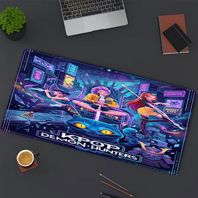 Podložka pod myš s potiskem KPop Demon Hunters, pro podložku pod klávesnici, podložka pro notebook PC pro kancelářské domácí použití, dekorace stolu, perfektní dárek k narozeninám pro hráče