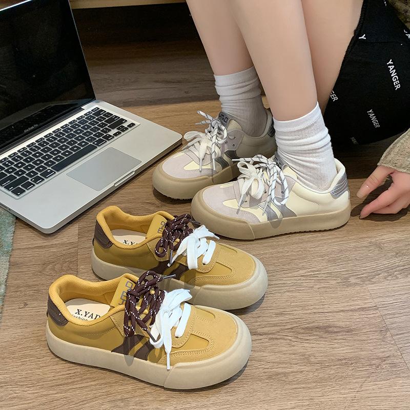 Casual sports board shoes women's autumn new versatile thick sole heightening soft sole leather surface niche student sports and leisure shoes