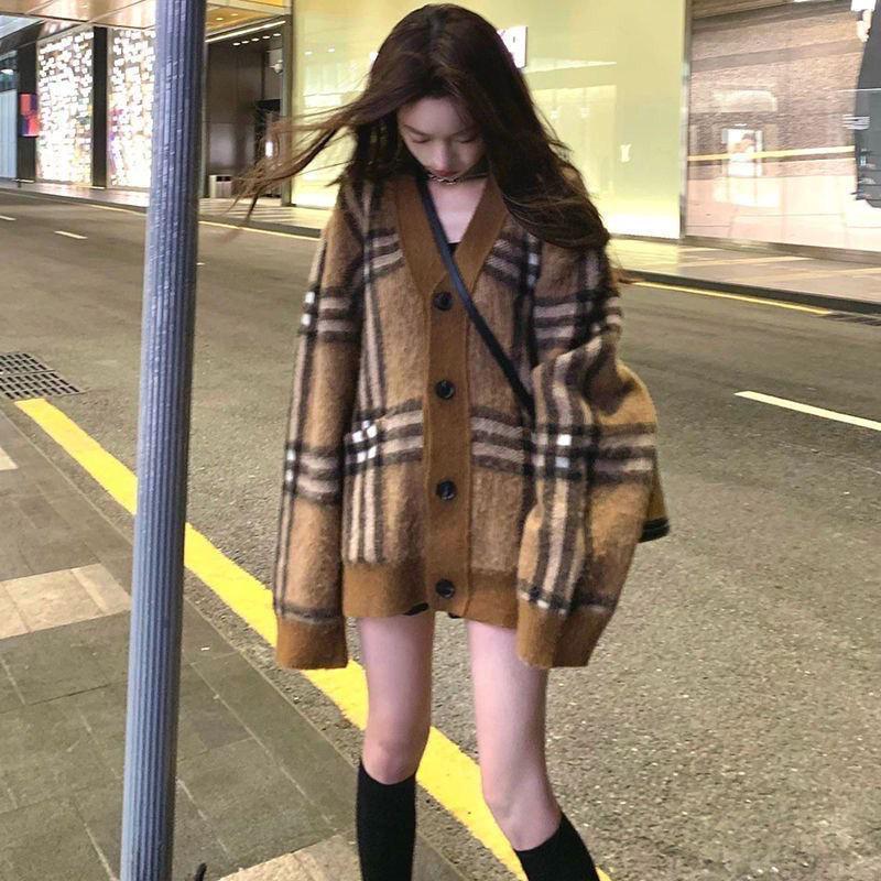Women's Retro Plaid Knit Cardigan - Autumn/Winter Loose Fit Korean Style Sweater Coat