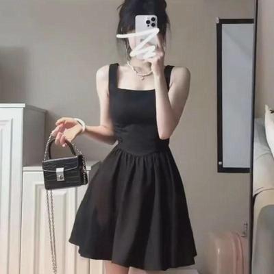 """Sommer 2025 Eleganter Taillenkurzer Rock & Hepburn-Stil Kleines Schwarzes Hosenträgerkleid für zierliche Figuren"""