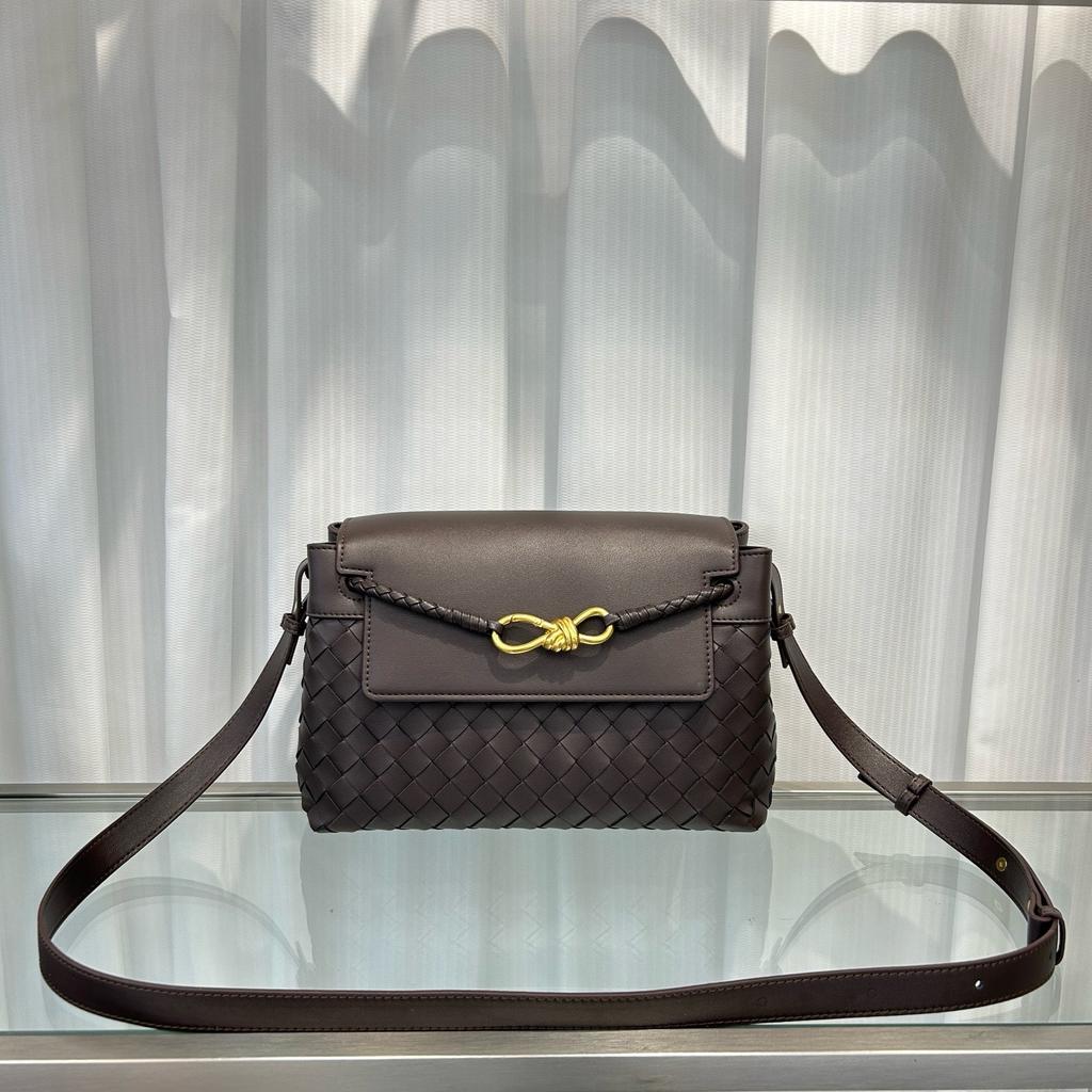 2026 Cross-border Leather Woven Messenger Bag, the Same Fashion Trend for Men and Women, Commuting Versatile Single Shoulder Messenger Bag Bag