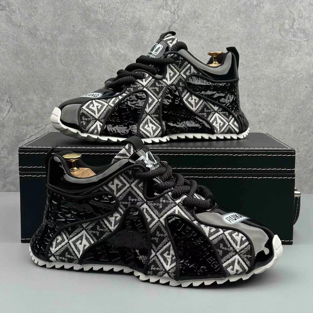 Designer Chunky Sneaker for Men Cover Bottom Board Shoes Fashion Casual Leather Breathable Increased Internal Platform Shoes