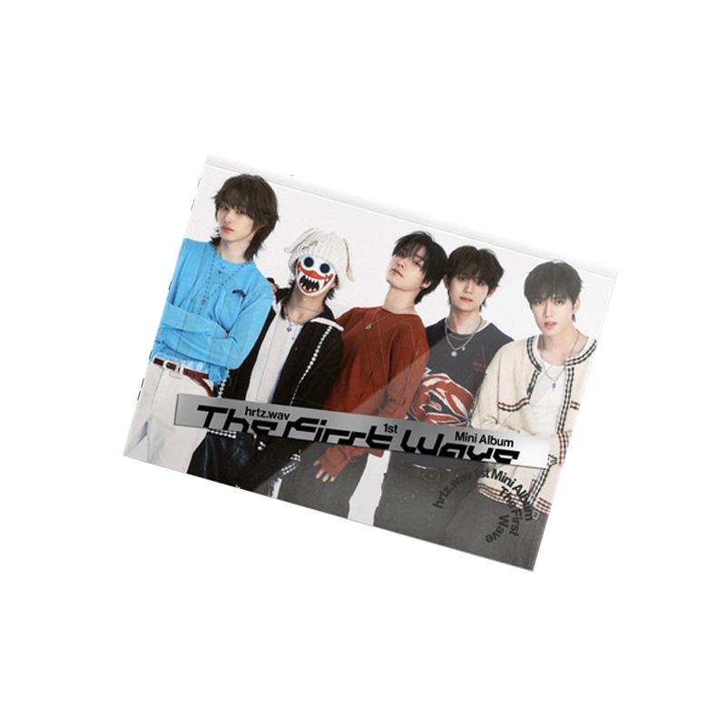 hrtz.wav – 1st Mini Album The First Wave hrtz Ver.