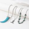 Retro Western Cowboy Horn Pendant Necklace with Geometric Design and Imitation Turquoise