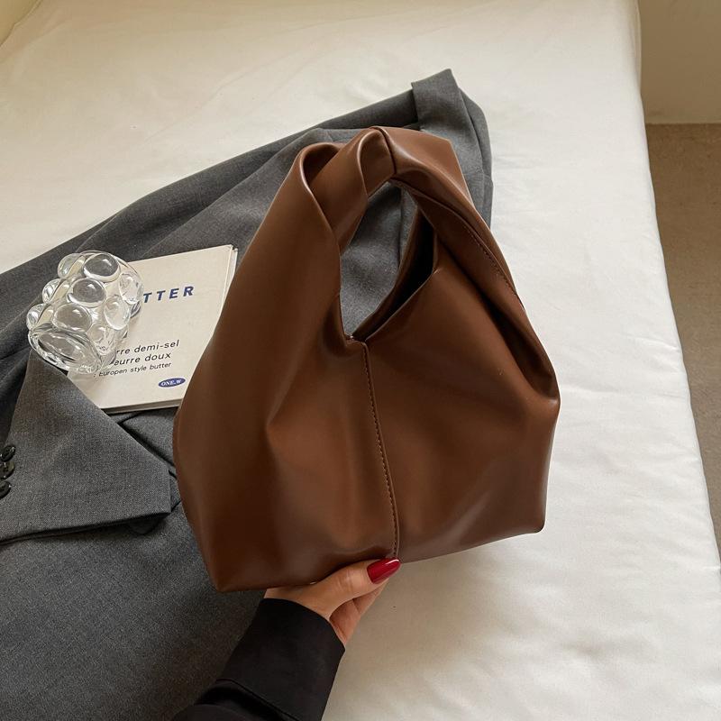 Lazy Wind Casual Cloud Bag Commuter Wind Women's Bag 2025 Spring and Summer New Trend Personalized Simple Handbag Women