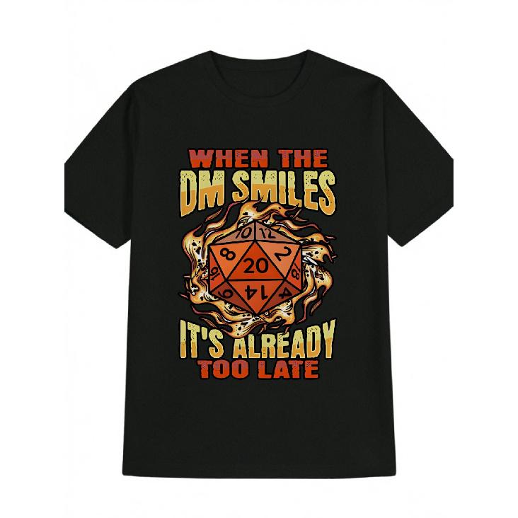 Herren D20 Würfel Flamme & „Wenn der Spielleiter lächelt“ Tabletop RPG T-Shirt - Leichtes Gamer-Tee für D&D-Fans, Lässiges Sommer Oberteil mit Rundhalsausschnitt und kurzen Ärmeln