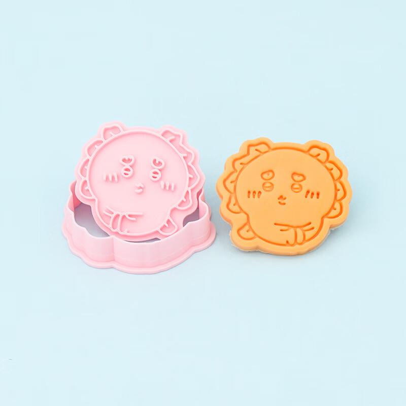 

Usagichii Character Press Cookie Cutter Set
