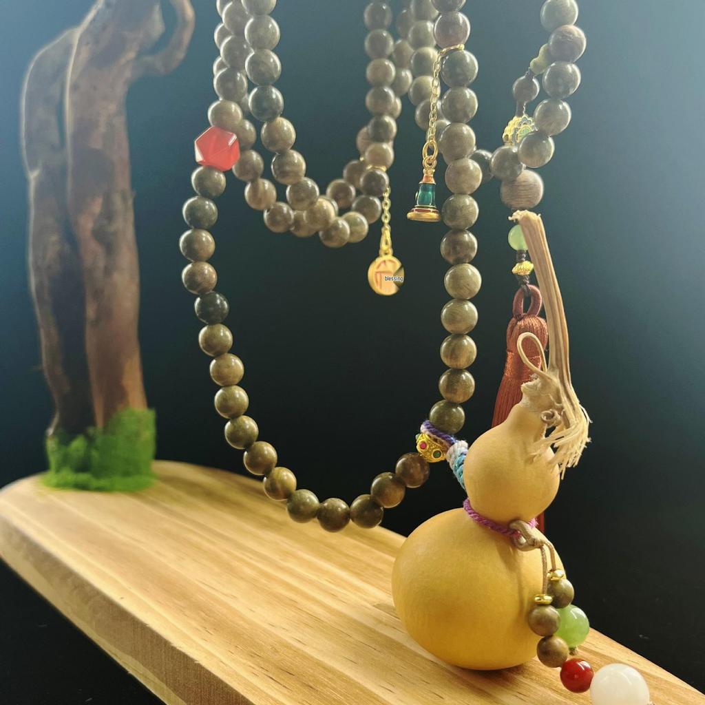 Yang Mi Style Green Sandalwood & Red Agate Gourd Bracelet with Crossbody Phone Chain