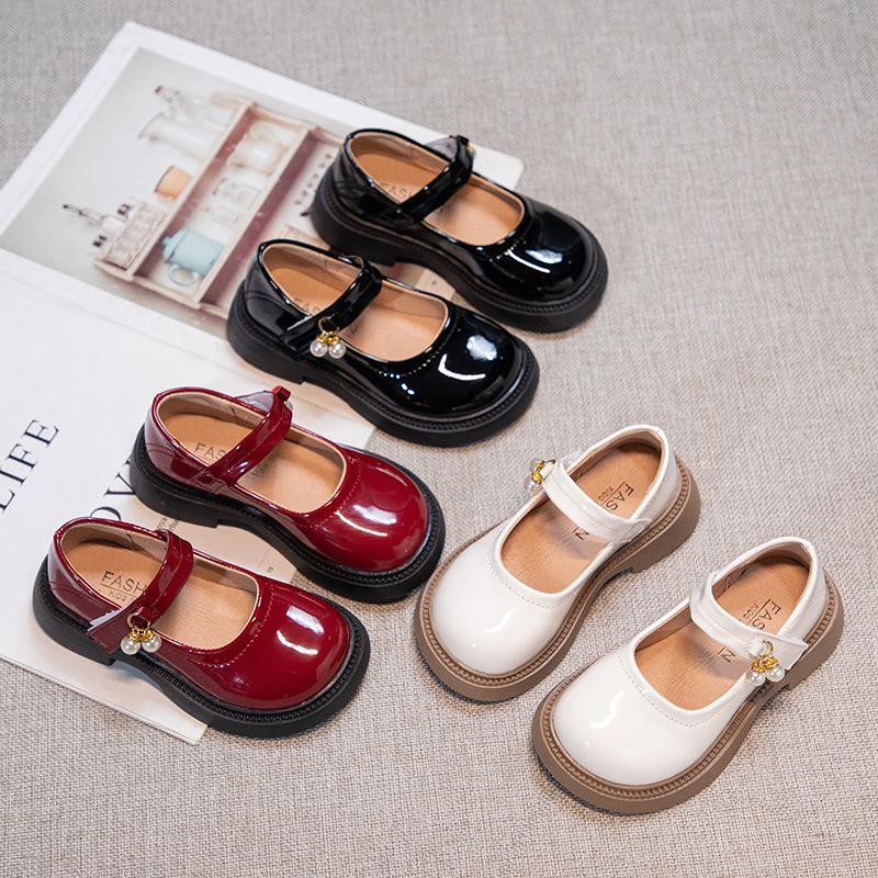 Girls' black leather shoes, children's soft-soled princess shoes 2025 performance shoes, older children's primary school students' leather shoes, wome