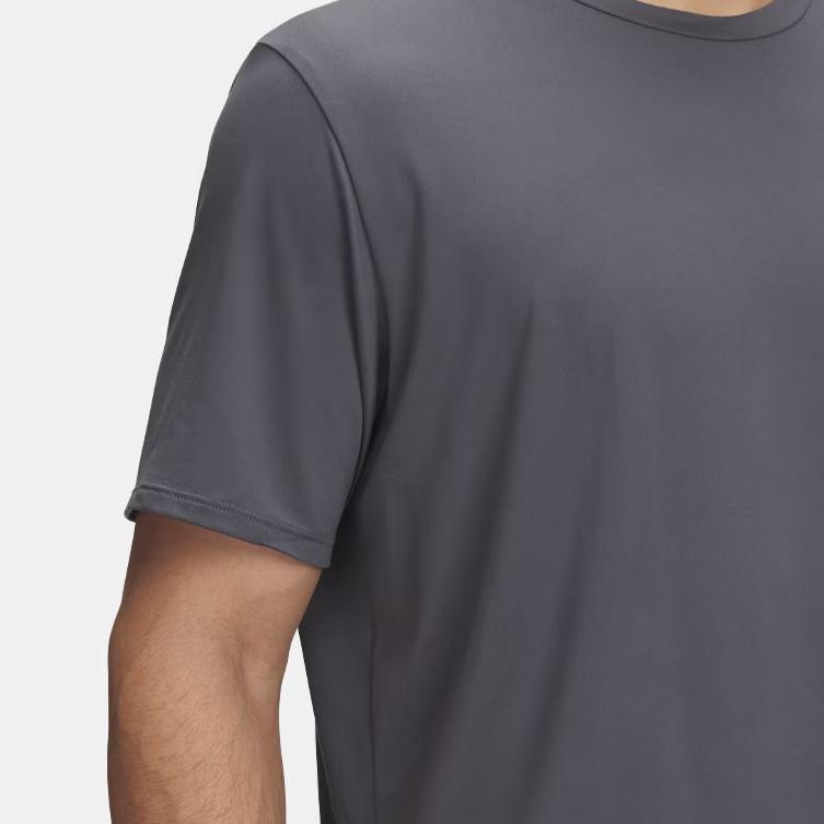 Under Armour Motion Solid Color Round Neck Breathable Moisture Wicking Short Sleeve T-Shirt Men Tops 1387389-025
