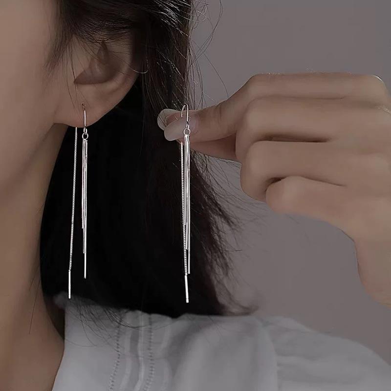 Niche Design 2024 Tassel Line Earrings for Women: Slimming, Fashionable, and Elegant