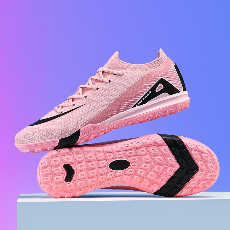 Seamless fly-woven football shoes men's and women's low-top teenage students' spikes children's training sneakers