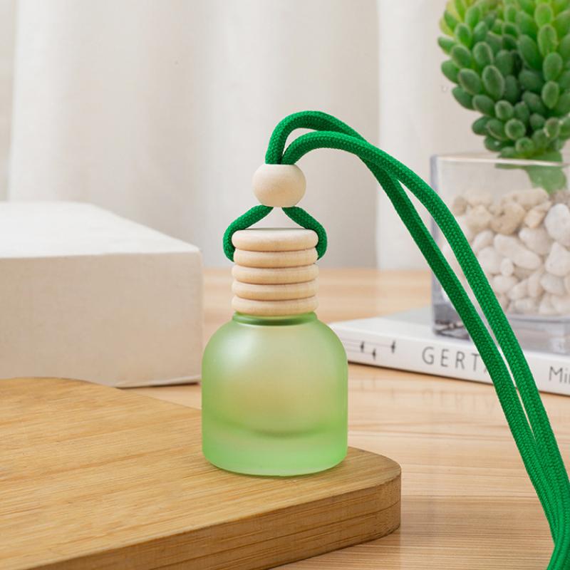 1Pcs 11ml Air Freshener Empty Bottle Car Hanging Glass Bottle Aromatherapy Pendant Diffuser Car Decoration Aromatherapy Ornament