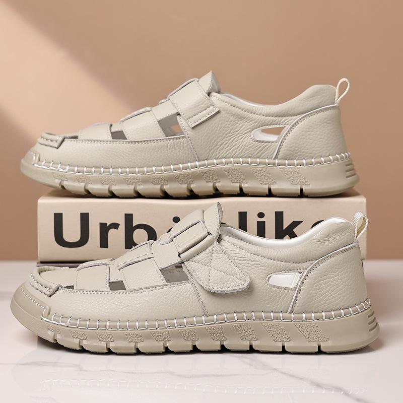 Roman sandals men's summer new leather surface non-slip soft sole comfortable and lightweight sandals high-end hollow hole shoes