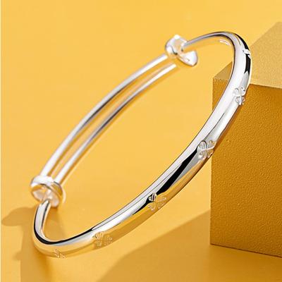 Pulsera de trébol para mujer, joyería con diseño de flor de la suerte, ajustable, pequeña y fresca, para regalo de cumpleaños de novia