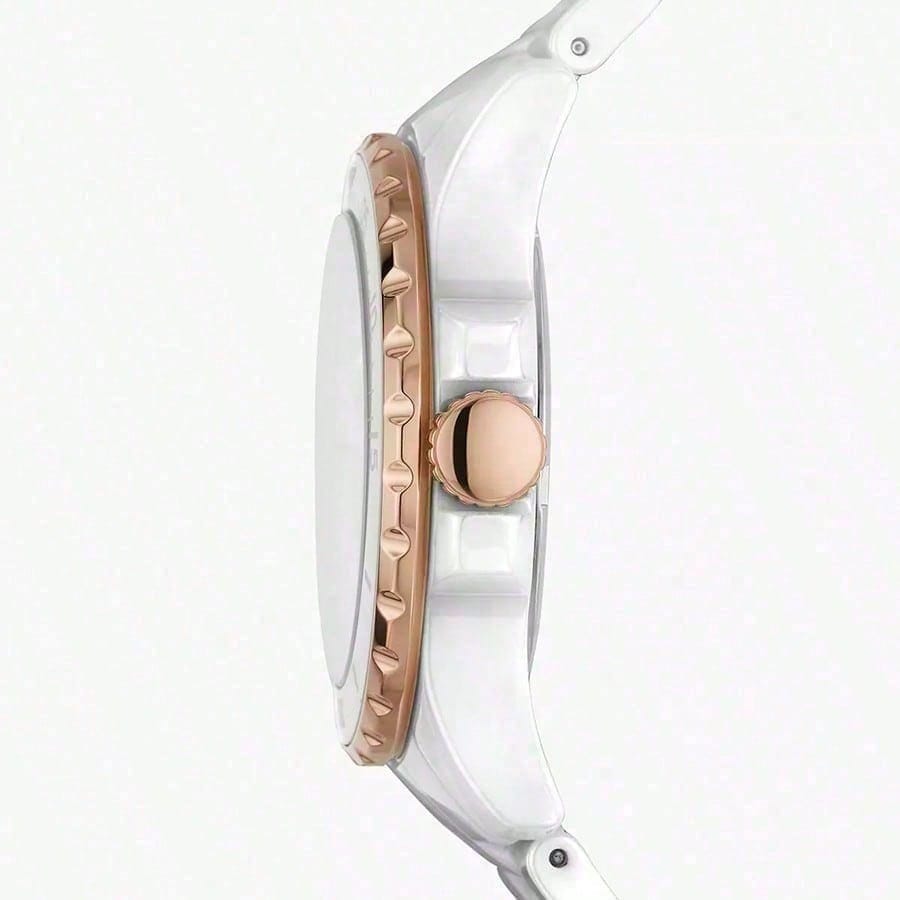 

Fossil Women s FB-01 36mm Quartz Watch CE1107 білий