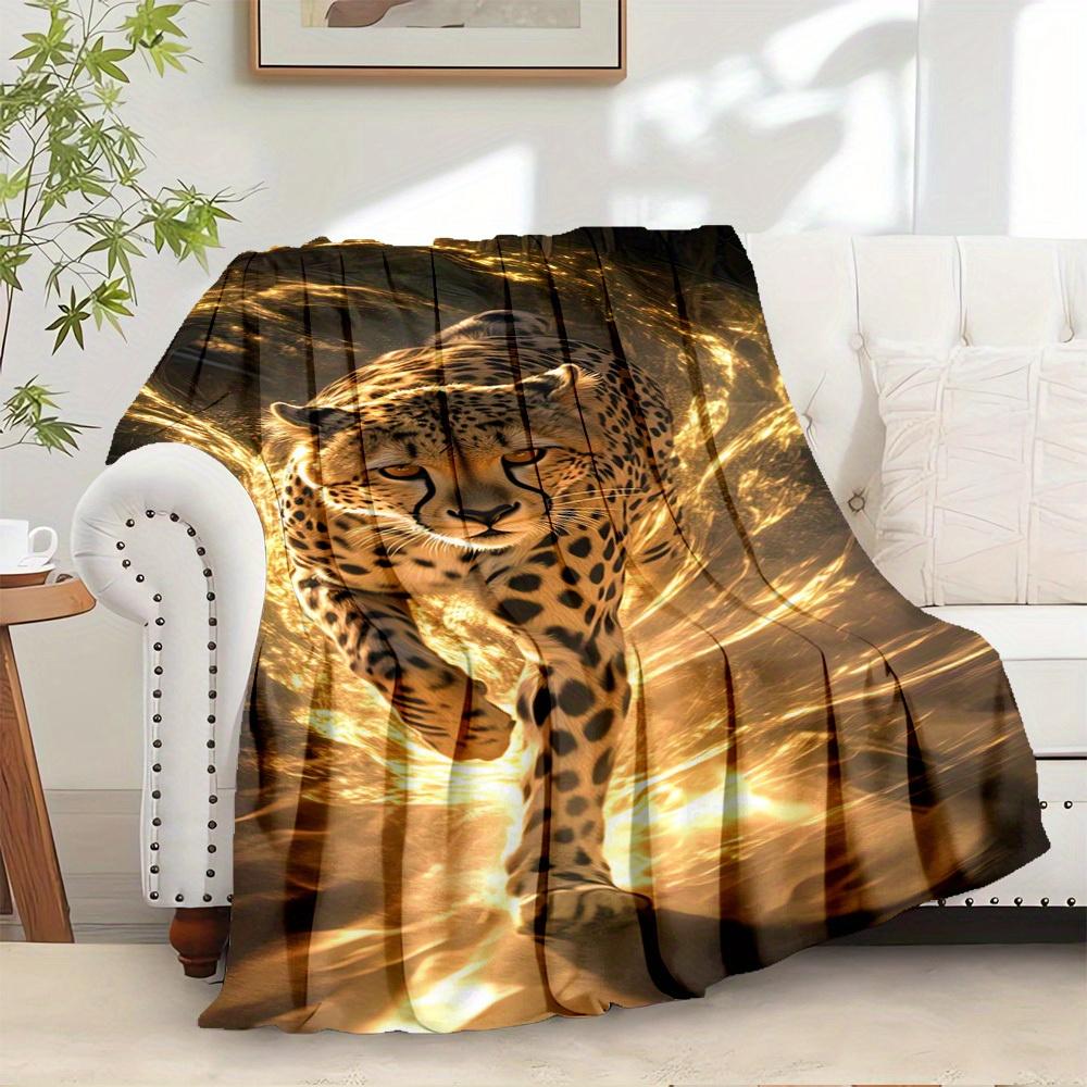 1pc Cheetah,Speed,Wildlife Digital Print Flannel Blanket - Contemporary Style, Suitable for All Seasons, Perfect for Home, Travel, or Campin