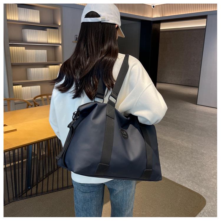 Men's Large Capacity Waterproof Oxford Travel & Gym Bag