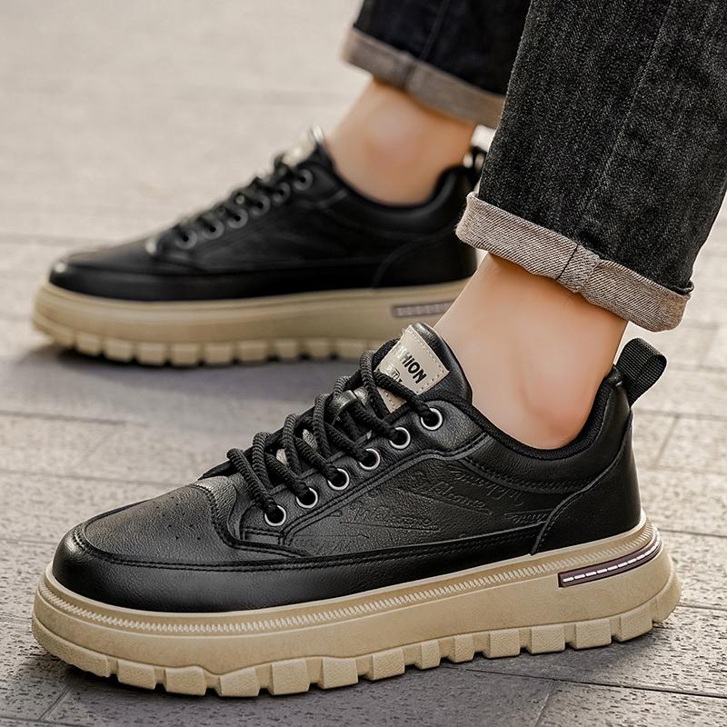 Neue lässige Herren-Sportschuhe in Übergröße, bequeme Herren-Sneaker mit dicker Sohle, Outdoor-Wanderschuhe für Herren, Punk-Schuhe, Slipper