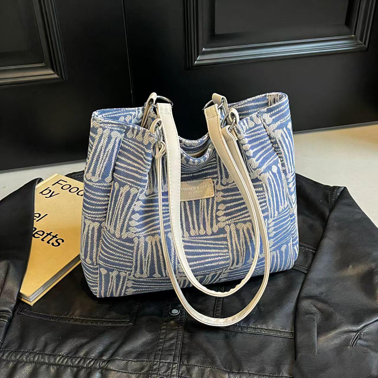 2025 Korean Style High-End Large Capacity Canvas Crossbody Bag