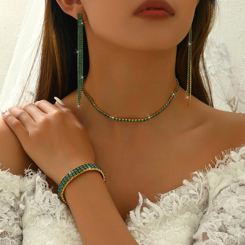 Fashionably Simple Diamond-studded Ring, Bracelet, Earrings And Necklace Set For Women. Bridal Jewelry Set.