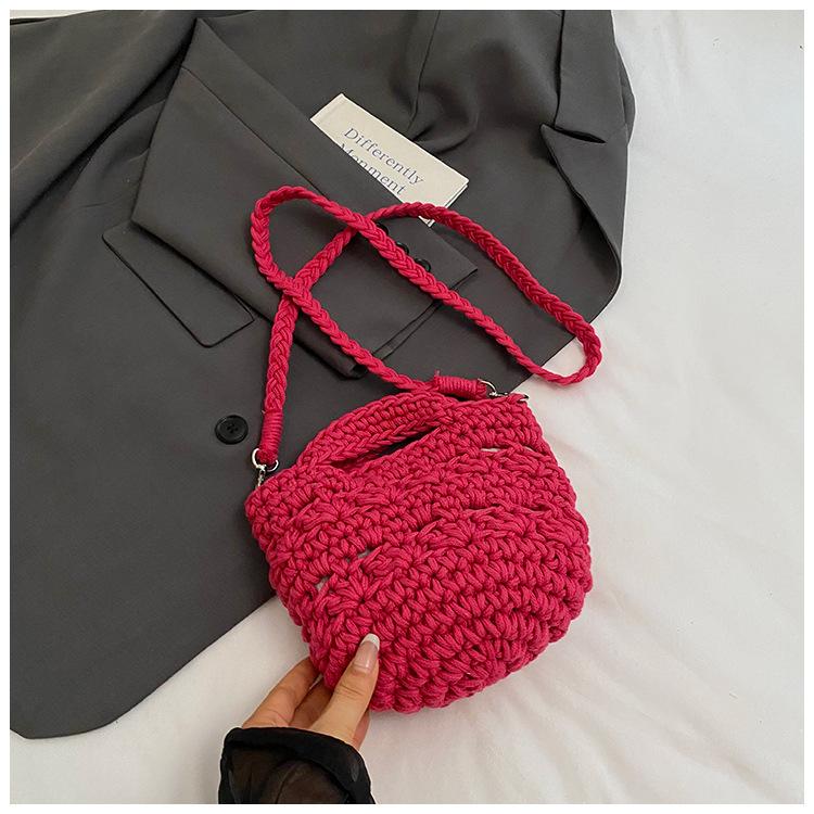 Women's Summer Knitting New Crossbody Woven Bucket Bag Niche Design Seaside Vacation Beach Bag Tide