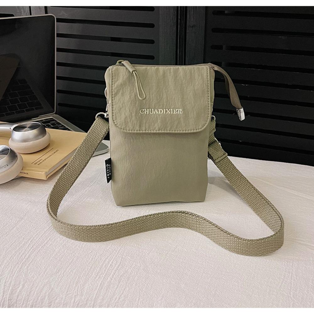Trendy Nylon Phone Bag Solid Color Mini Size Crossbody Bag Adjustable Strap Ultra Lightweight Shoulder Bag Unisex