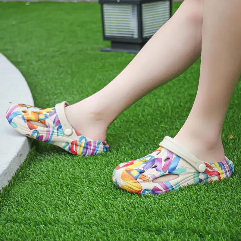 Chaussures de plage tendance pour hommes, sandales d'extérieur antidérapantes, confortables, tendance 2024, à prix abordables et élégants.