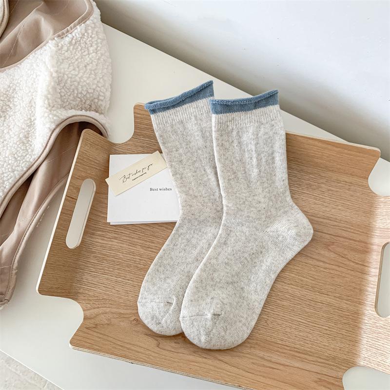 Rolled-up and Color-blocking Socks for Autumn and Winter, Soft and Warm Wool Socks, Easy To Wear and Versatile Socks for Women