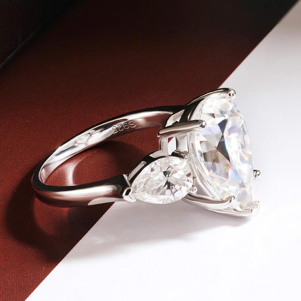 8 Carat Pear Cut All Moissanite Rings for Women Copper18K Plated 3 Stones Waterdrop Shape Engagement Wedding Band