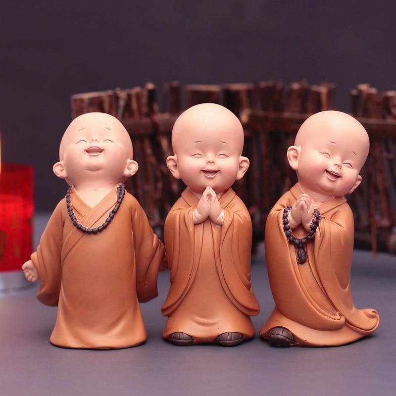 Cute Small Monk Status Figurines Religion Buddha Resin Crafts Desk Miniatures Ornaments Accessories Home Decor Car