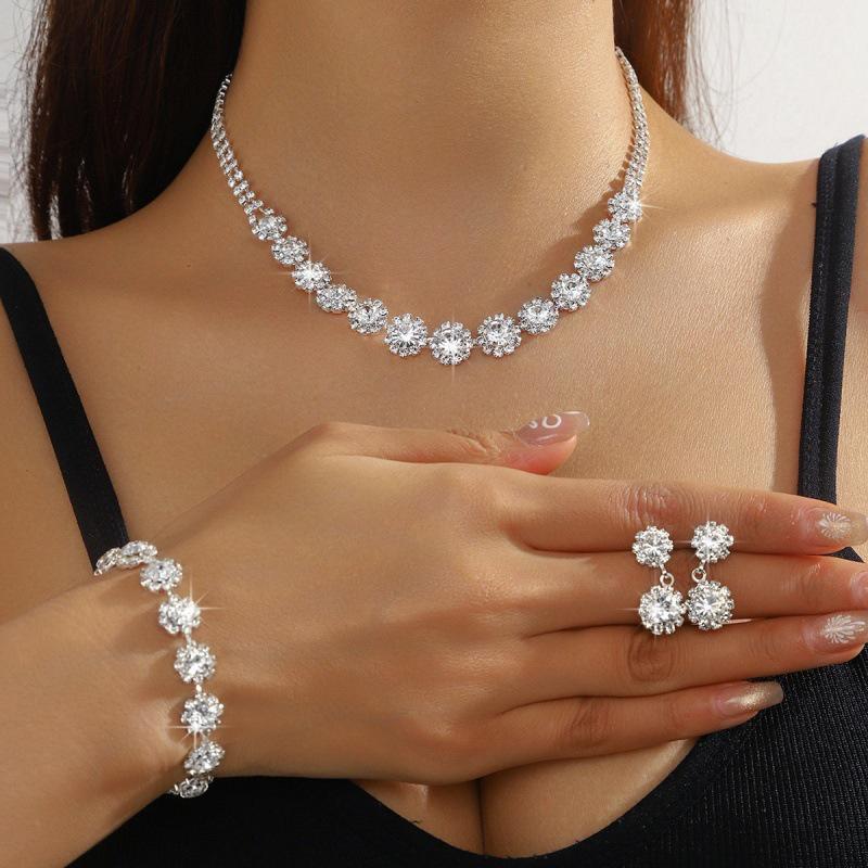 Elegant Rhinestone Bridal Jewelry Set: Necklace, Earrings, and Bracelet for Weddings and Banquets