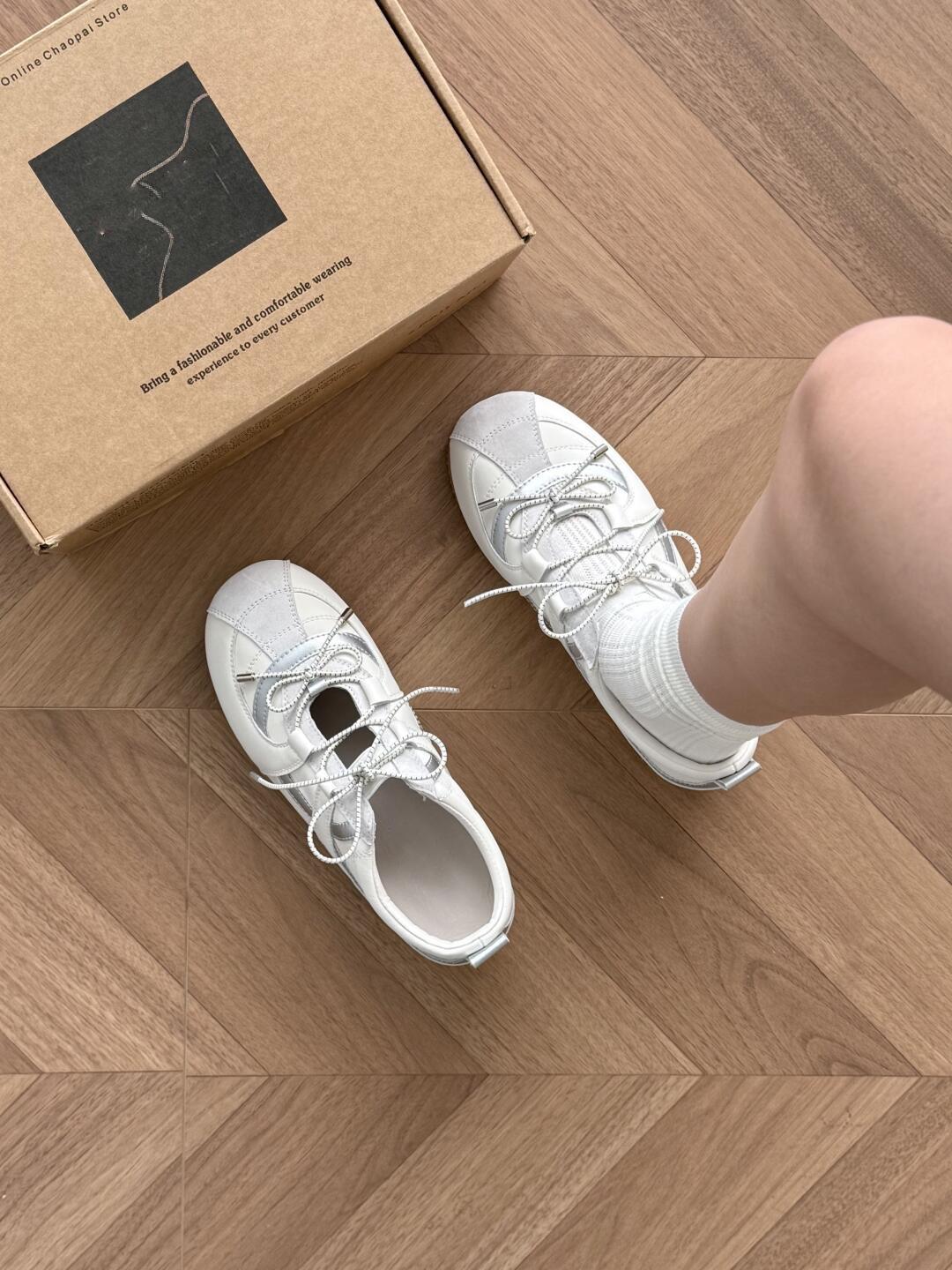 

Версия в наличии~ внутренняя высота увеличивается на 5 см немецкие тренировочные туфли 2025 новая женская обувь корейская версия балетки Мэри Джейн ленивые одинарные туфли 40 белый