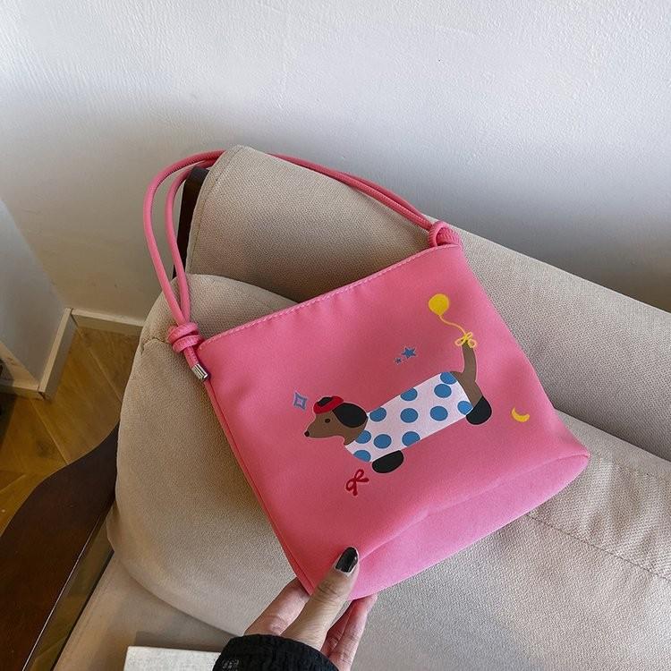 Chic Modern Women's 2024 New Fashionable Canvas Sling Bag Soft Bucket Handbag