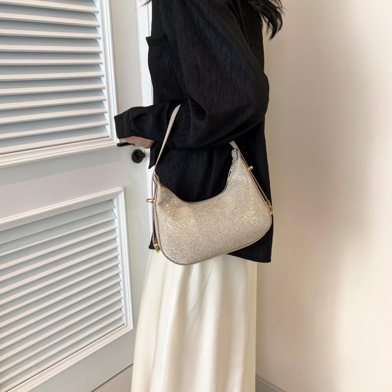 Stylish Crescent Shoulder Bag For Everyday Use Trendy Mid-soft Synthetic Leather